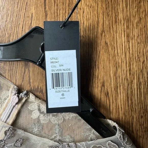 David Meister Silver Nude Floral Midi Dress - Picture 4 of 8